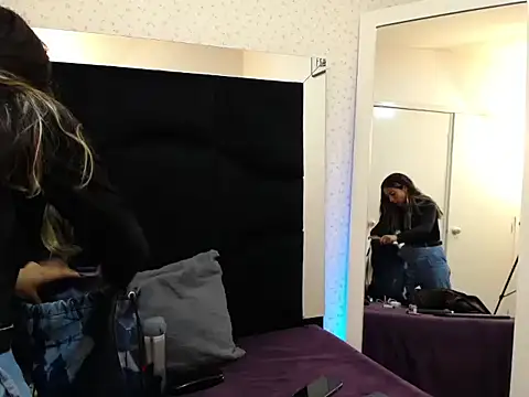 Snapshot of LunaRichy_ chatting on 09-11-25, 11:54 LunaRichy online show from 09-11-25, 11:54