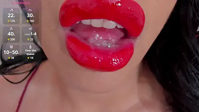sweet Elizabeth online show from 05-16-26, 01:21