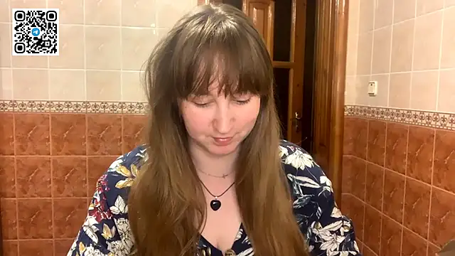 MaroonMoon  online show from 09-18-25, 07:27