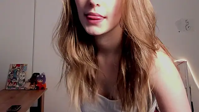 Snapshot of VesperaCeleste chatting on 02-01-26, 10:47 VesperaCeleste online show from 02-01-26, 10:47