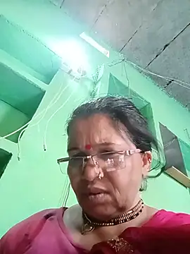 Snapshot of Manavi_x chatting on 06-02-26, 12:40 Manavi x online show from 06-02-26, 12:40