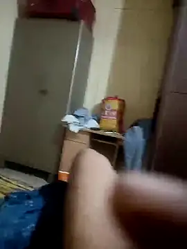 bobby3374 online show from 04-19-26, 06:10