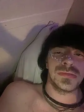 Snapshot of Unknownstepbrother chatting on 10-02-25, 07:59 Unknownstepbrother online show from 10-02-25, 07:59