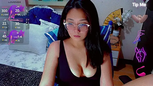 Snapshot of Filipinapoca chatting on 04-19-26, 01:32 Filipinapoca online show from 04-19-26, 01:32