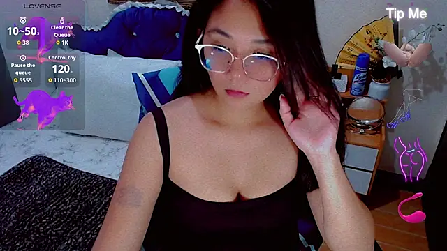 Snapshot of Filipinapoca chatting on 04-30-26, 01:06 Filipinapoca online show from 04-30-26, 01:06