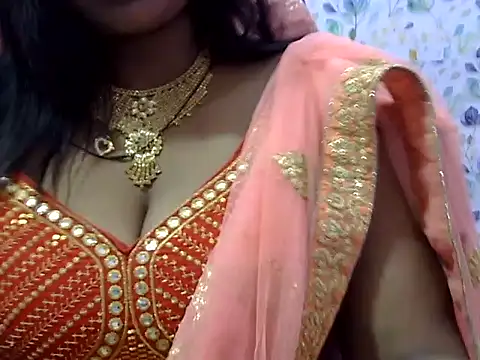 Snapshot of Rooshami_hot01 chatting on 10-10-25, 04:50 Rooshami hot01 online show from 10-10-25, 04:50