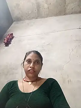 Snapshot of Sandhya_x chatting on 09-15-25, 03:56 Sandhya x online show from 09-15-25, 03:56