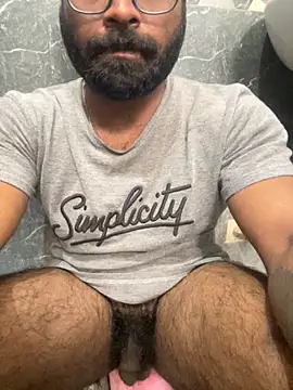 DJLOVE280825 online show from 11-01-25, 04:03