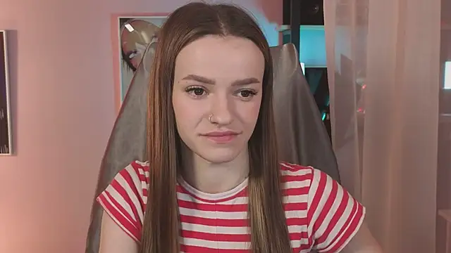 E l i z e  online show from 06-25-26, 05:23