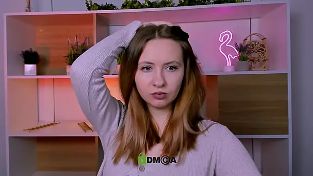 mila glow1 online show from 11-11-25, 12:27