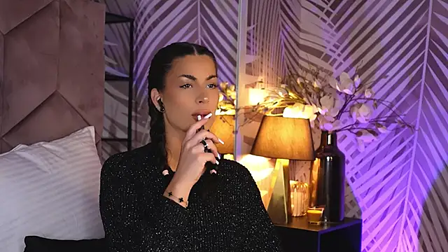 EvaRhea online show from 12-04-25, 04:00