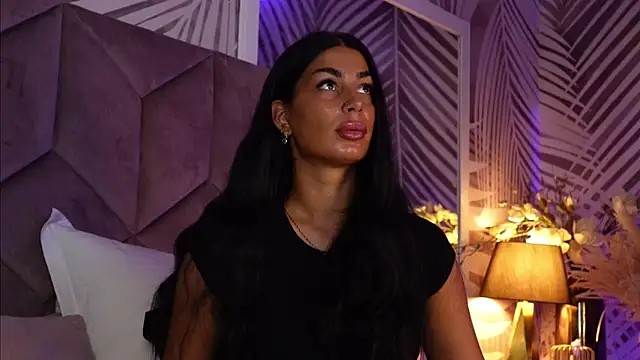 Snapshot of EvaRhea chatting on 06-15-26, 02:58 EvaRhea online show from 06-15-26, 02:58