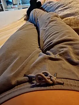 Snapshot of Horny_mummy chatting on 11-01-25, 02:19 Horny mummy online show from 11-01-25, 02:19