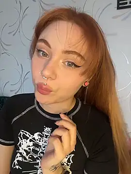 LunaMillie online show from 03-16-26, 11:36