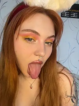 LunaMillie online show from 04-03-26, 11:52