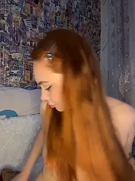 LunaMillie online show from 04-06-26, 01:56