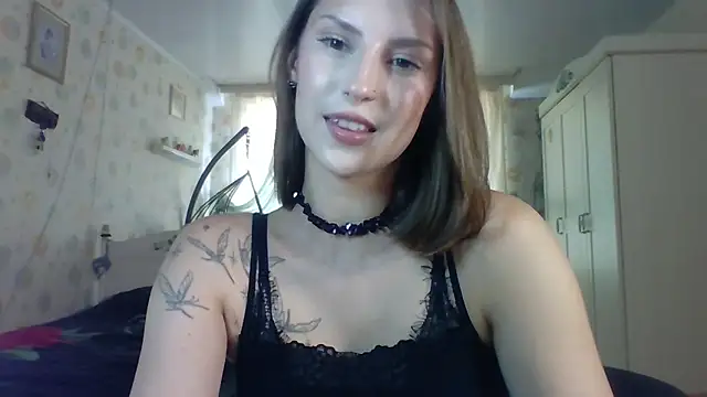 RuxaShade online show from 10-07-25, 11:18