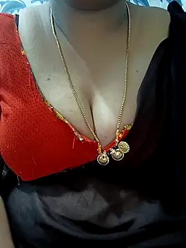 Snapshot of Geetha227 chatting on 04-24-26, 12:46 Geetha227 online show from 04-24-26, 12:46