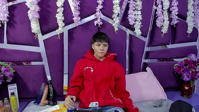 Snapshot of Bruno_Cruzz chatting on 02-20-26, 02:41 Bruno Cruzz online show from 02-20-26, 02:41