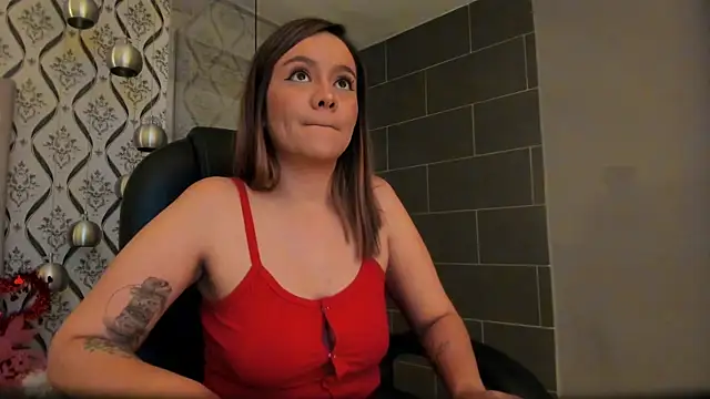 Sky Junne online show from 12-01-25, 06:02