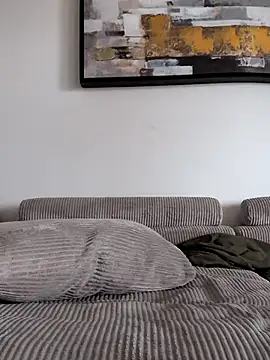 Chffbhf online show from 12-20-25, 04:14