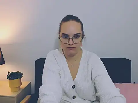 Snapshot of AliceCrazy69 chatting on 10-13-25, 10:15 AliceCrazy69 online show from 10-13-25, 10:15