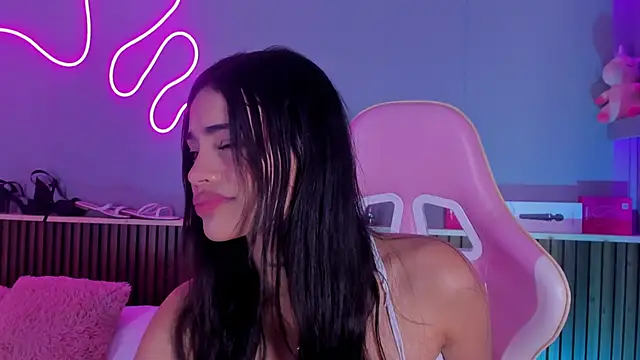Snapshot of SammyRose_ chatting on 05-16-26, 07:34 SammyRose online show from 05-16-26, 07:34