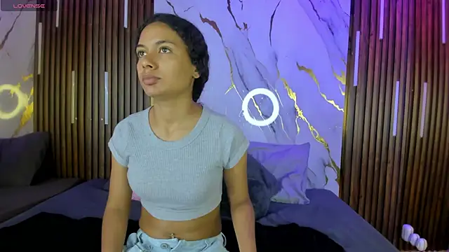 VictoriaDuart online show from 09-20-25, 08:10