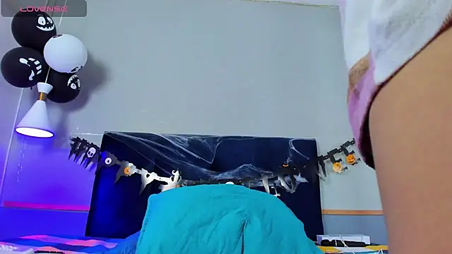 Tsuki Maru online show from 10-30-25, 09:15