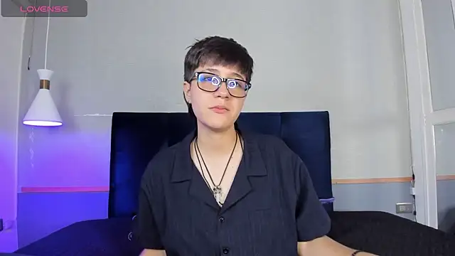 Tsuki Maru online show from 11-17-25, 08:36