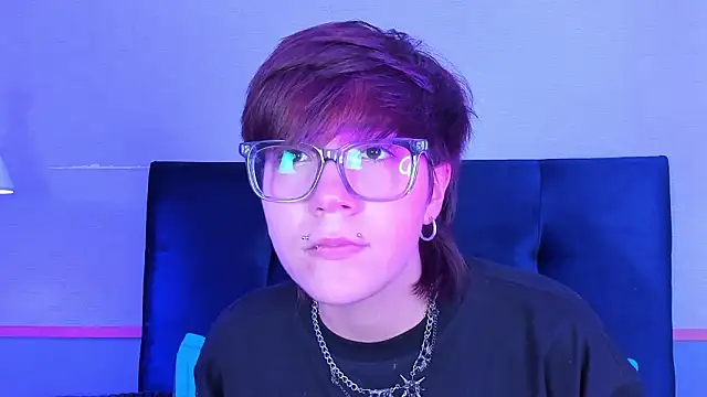 Snapshot of Tsuki_Maru chatting on 02-09-26, 08:57 Tsuki Maru online show from 02-09-26, 08:57