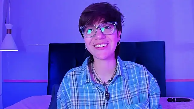 Snapshot of Tsuki_Maru chatting on 02-11-26, 11:59 Tsuki Maru online show from 02-11-26, 11:59