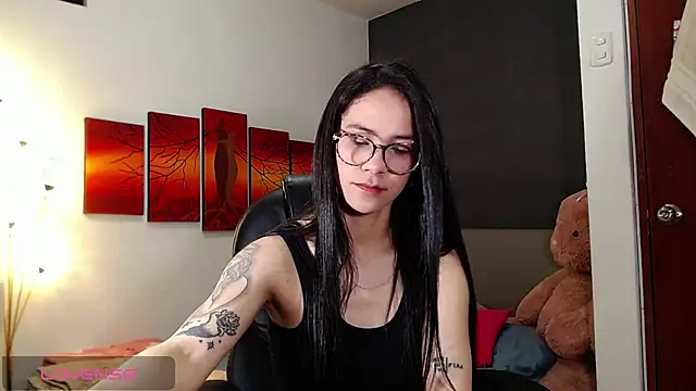 Ashley olivares online show from 11-02-25, 08:33