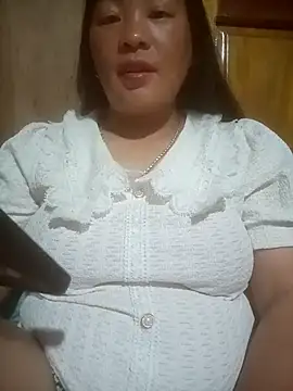 Snapshot of ningchun20 chatting on 07-08-26, 03:00 ningchun20 online show from 07-08-26, 03:00