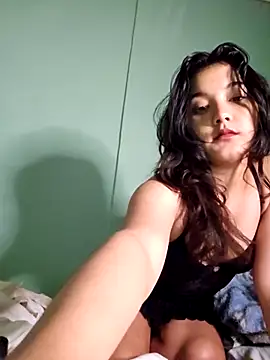 Snapshot of Hellenlin chatting on 09-28-25, 05:46 Hellenlin online show from 09-28-25, 05:46