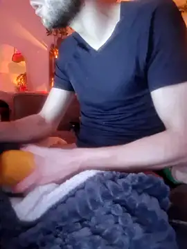 Snapshot of Squirtproff@xh chatting on 02-09-26, 01:53 Squirtproffxh online show from 02-09-26, 01:53