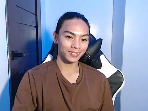 Snapshot of Bad_angelxx chatting on 09-19-25, 05:13 Bad angelxx online show from 09-19-25, 05:13