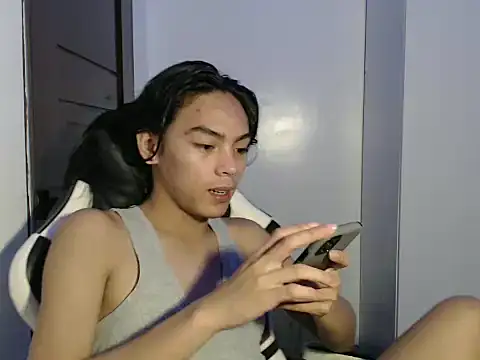 Snapshot of Bad_angelxx chatting on 10-07-25, 06:05 Bad angelxx online show from 10-07-25, 06:05