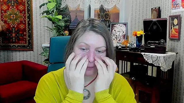TiffanyBrauny online show from 10-14-25, 01:56