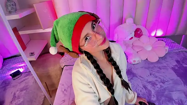 Annie  2 online show from 12-02-25, 03:01