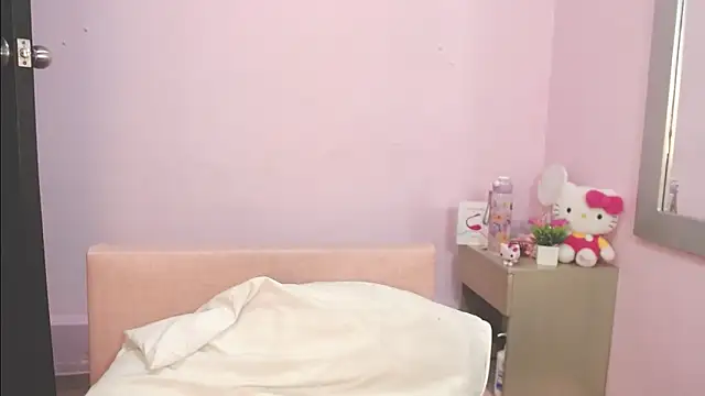 kiity horny  online show from 11-18-25, 12:31