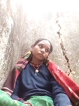 Idhika Jha online show from 11-27-25, 01:18