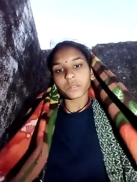 Idhika Jha online show from 11-28-25, 12:57