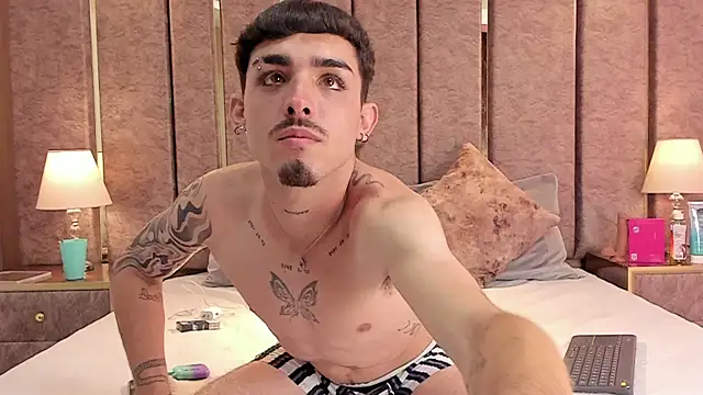 NikoStone  online show from 03-01-26, 05:09