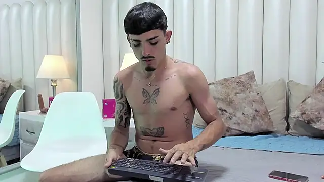 NikoStone  online show from 03-26-26, 02:17