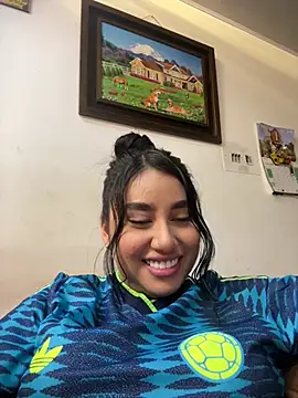 Snapshot of Sophie_Dreamss chatting on 07-07-26, 08:13 Sophie Dreamss online show from 07-07-26, 08:13