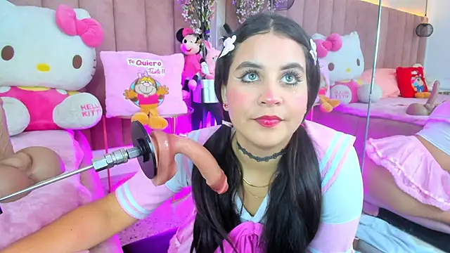 LizzyOlsen online show from 11-21-25, 05:17