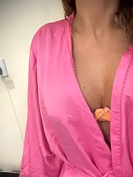 dubaichocc online show from 09-28-25, 09:53