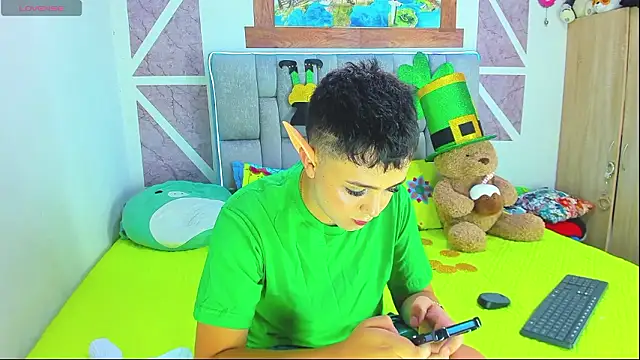 christopher Hot online show from 03-17-26, 08:34