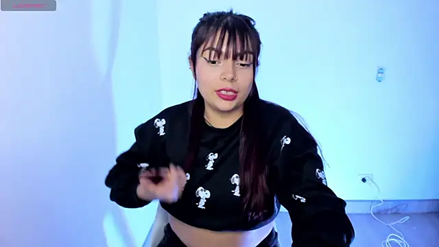 Samara bluom online show from 05-30-26, 04:09